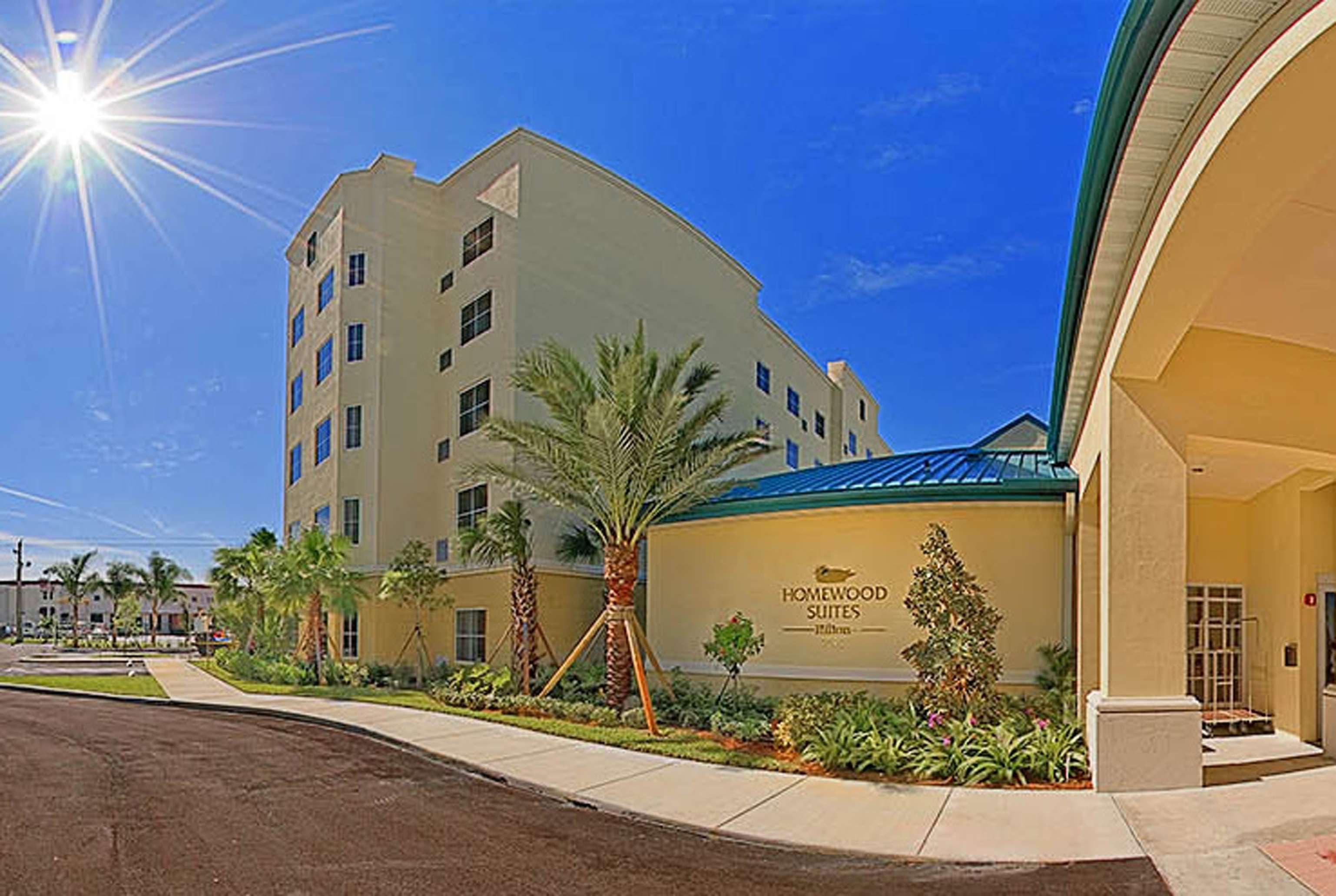 Homewood Suites By Hilton Miami - Airport West Miami Springs Bagian luar foto