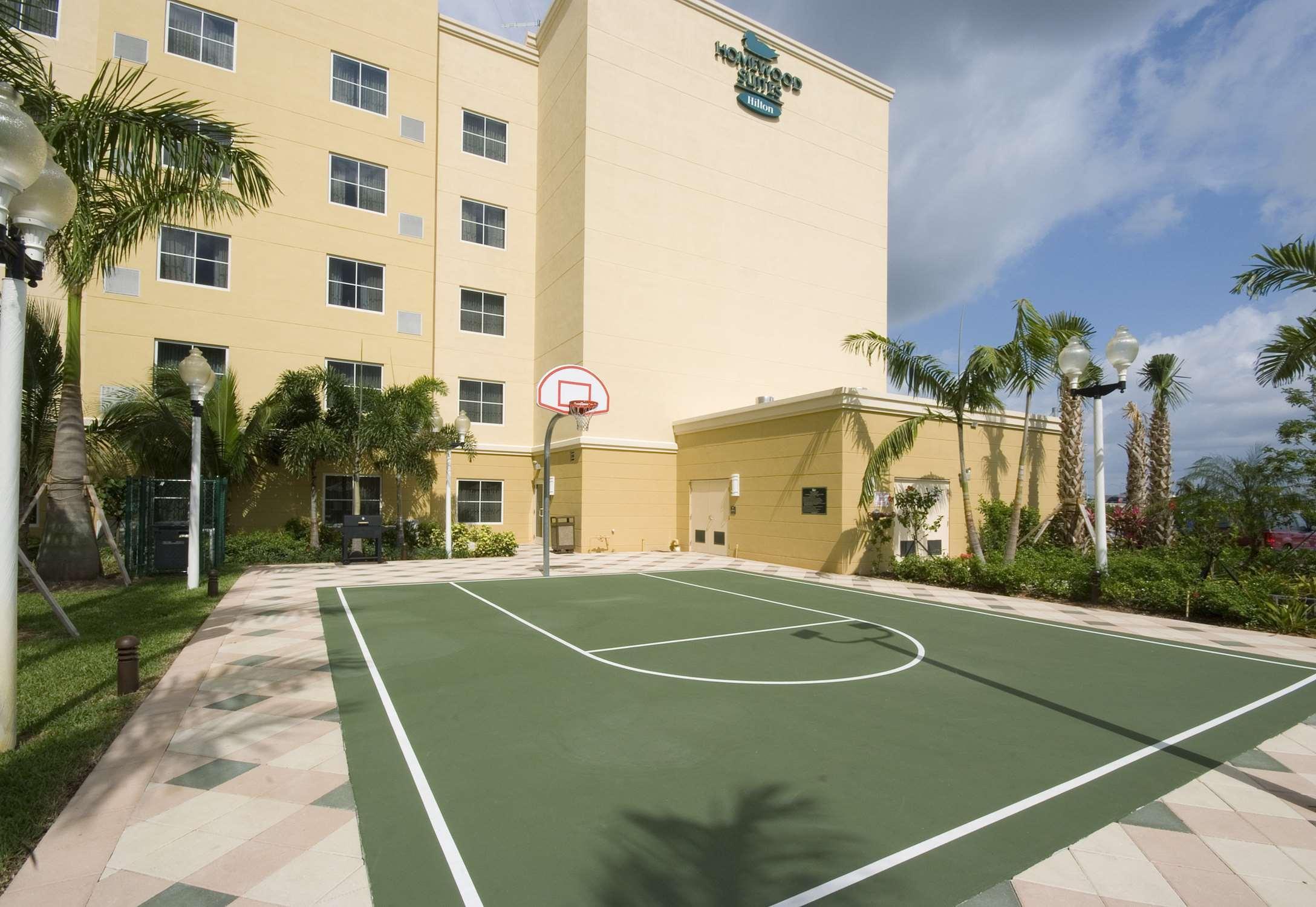 Homewood Suites By Hilton Miami - Airport West Miami Springs Bagian luar foto