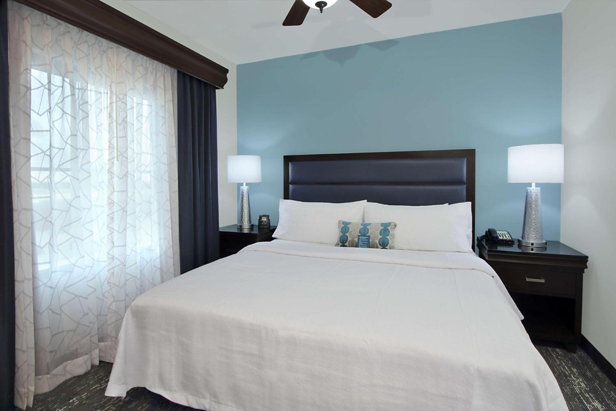 Homewood Suites By Hilton Miami - Airport West Miami Springs Bagian luar foto