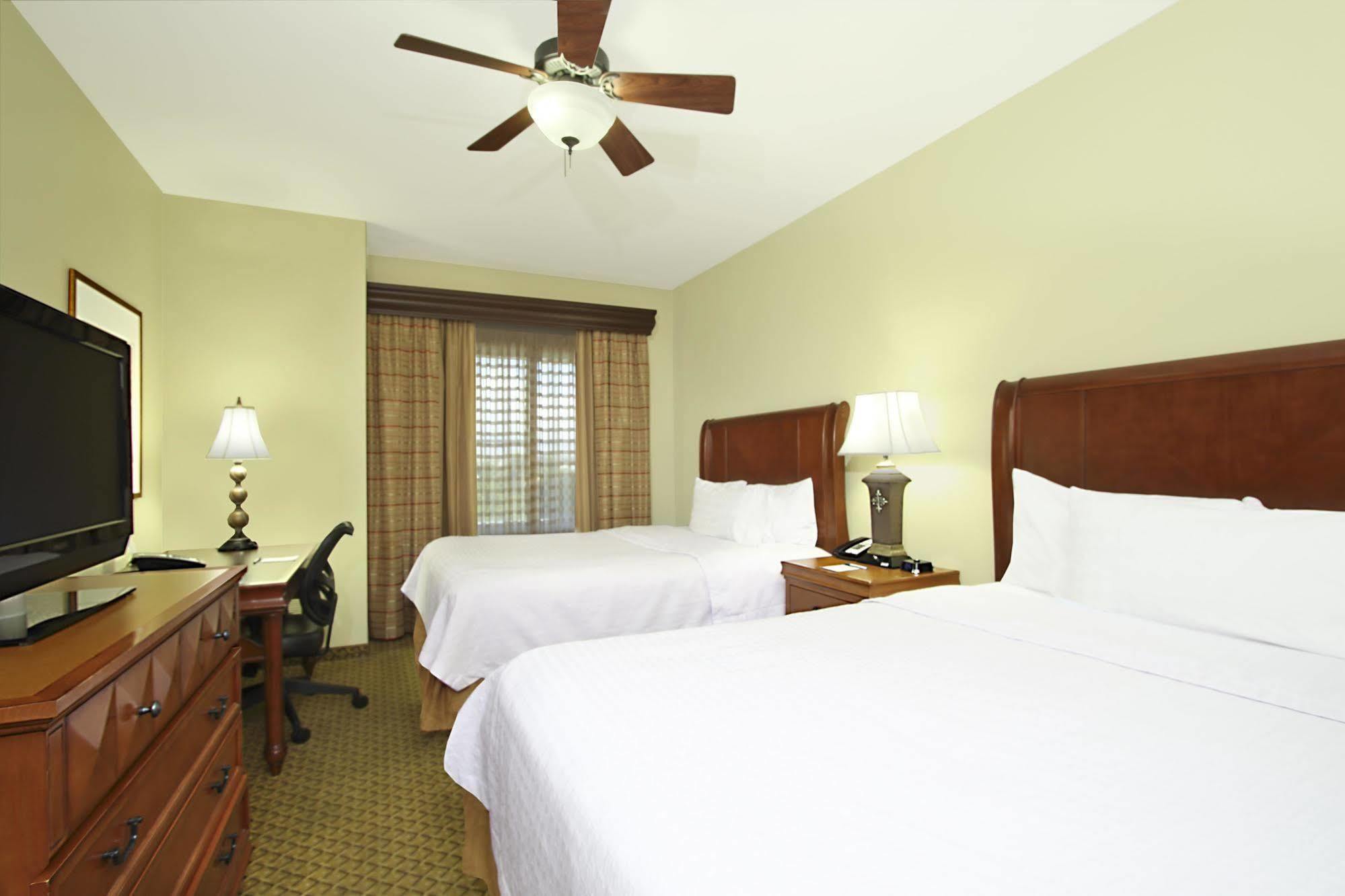 Homewood Suites By Hilton Miami - Airport West Miami Springs Bagian luar foto