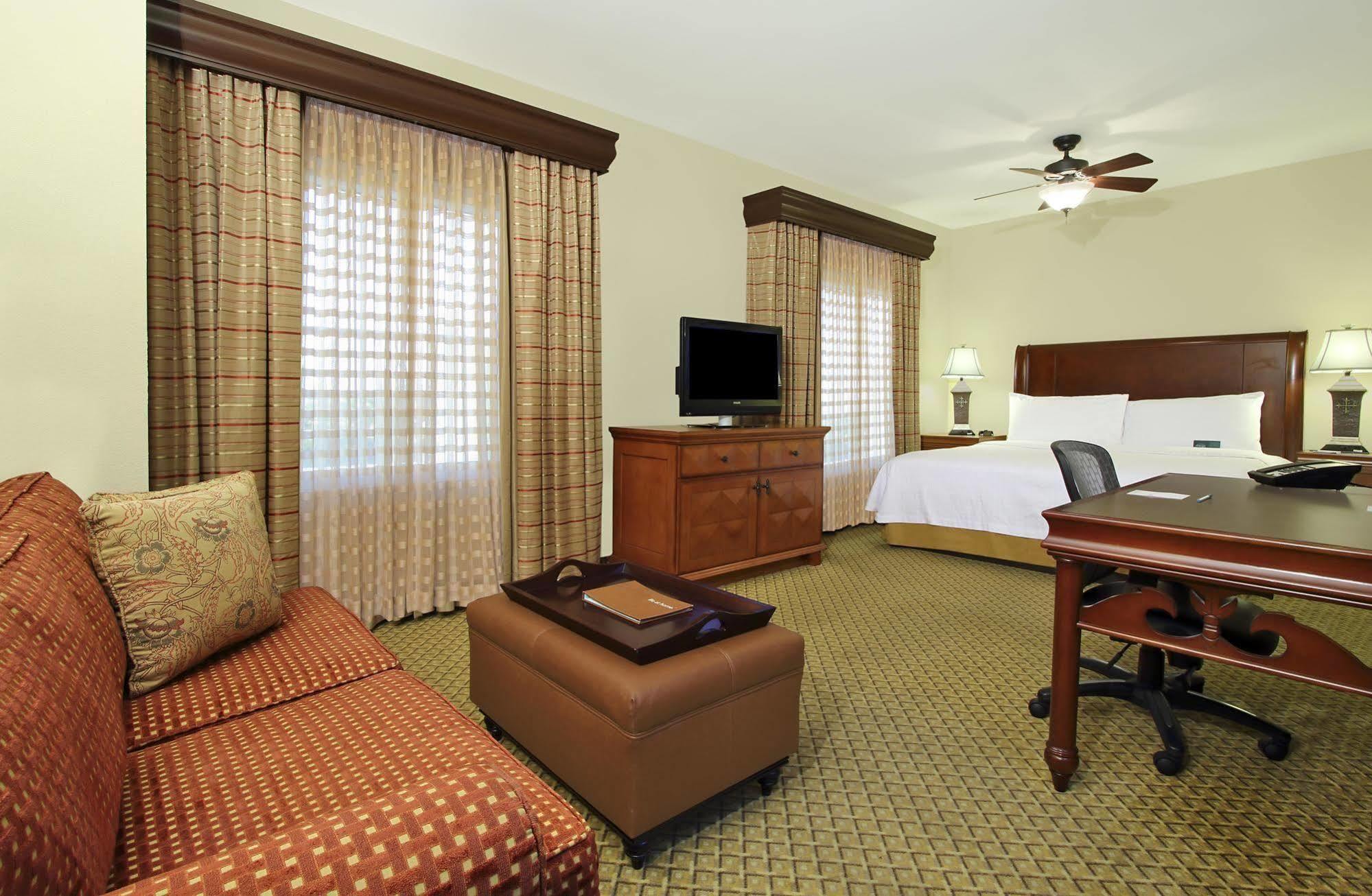 Homewood Suites By Hilton Miami - Airport West Miami Springs Bagian luar foto