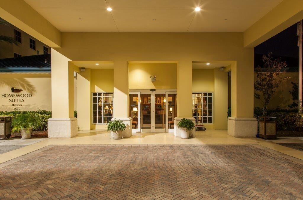 Homewood Suites By Hilton Miami - Airport West Miami Springs Bagian luar foto